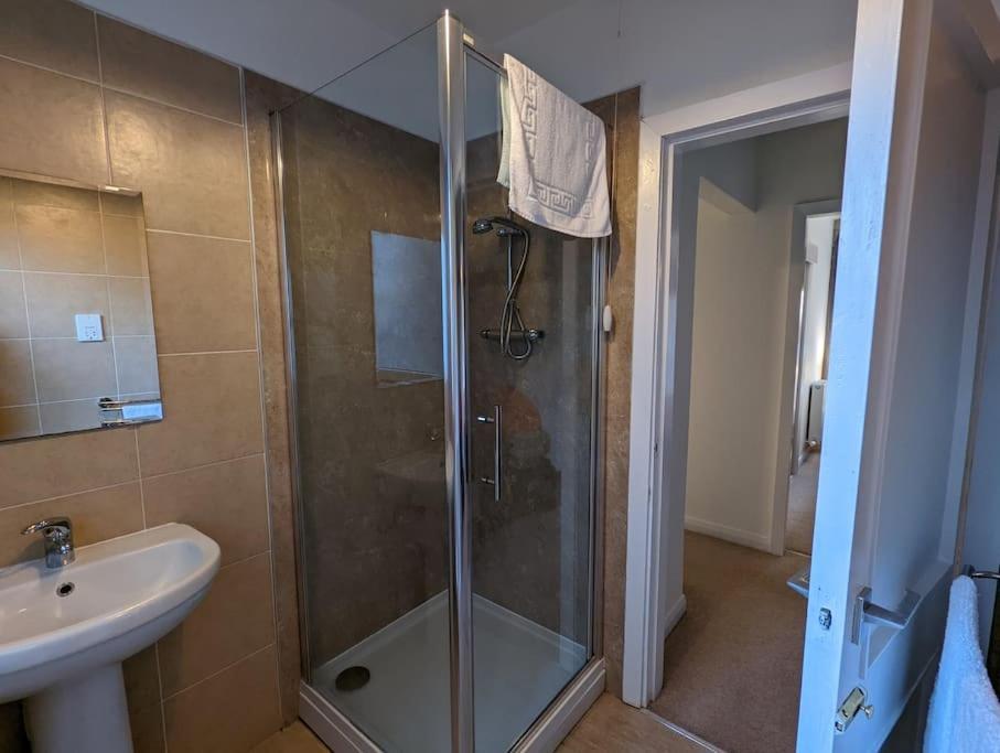 Two Bedroom Flat In Bridge Of Allan, Stirling Extérieur photo